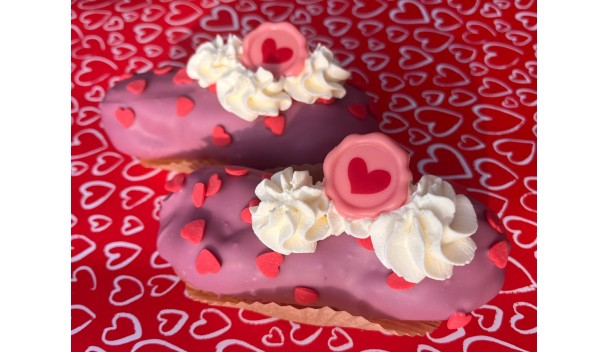 Valentijnsoes met kersenvulling